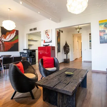 41Ari1045- Fantastic And Super Spacious 3Bed Apartment In The Center Barcelona Exterior photo